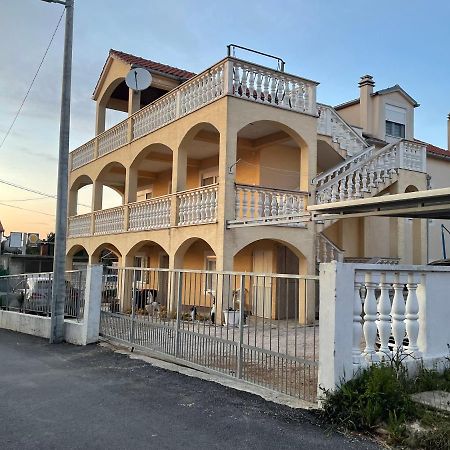 M&M Lägenhet Zadar Exteriör bild