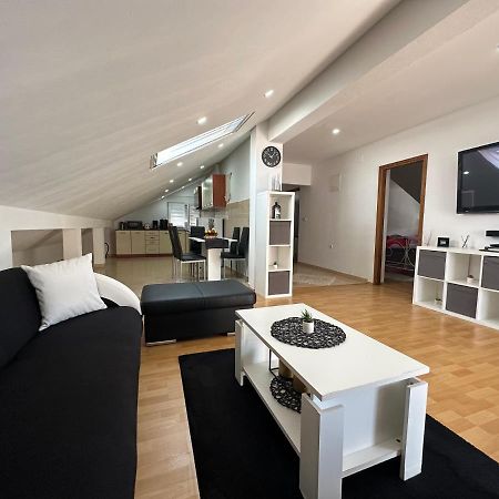 M&M Lägenhet Zadar Exteriör bild